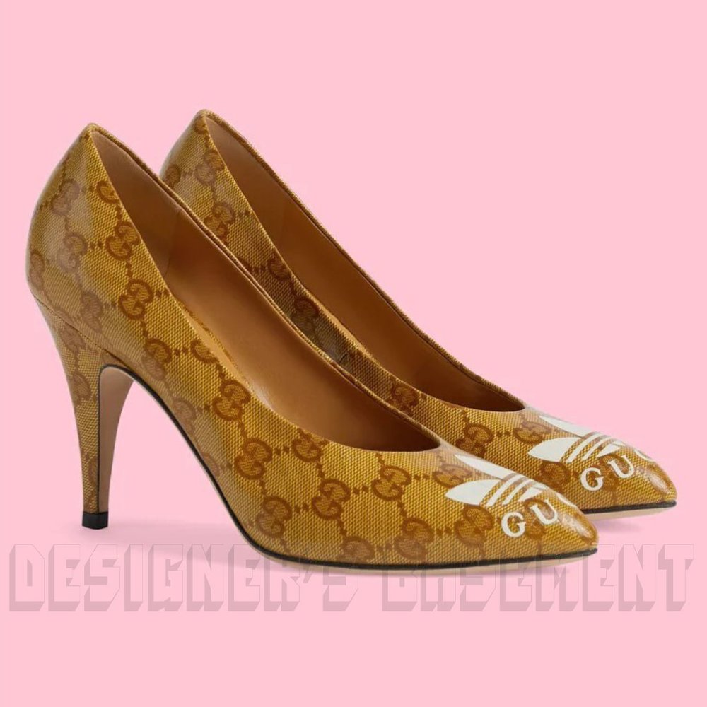 Gucci Brown Monogram Pointed-Toe Heel Pumps with White Accent